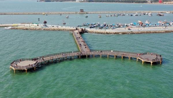 23. 궁평항 낚시터