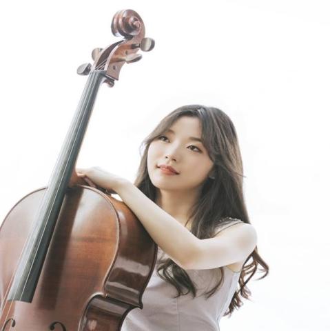 김현진Kim Hyeon Jin